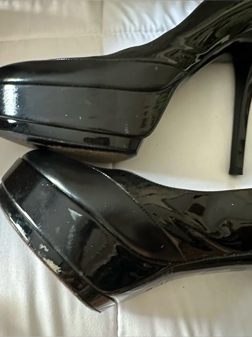 Gucci Black Patent Leather Pointed-Toe High Heels - Picture 3 of 9
